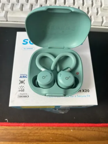 Fone esportivo Soundcore Sport X20