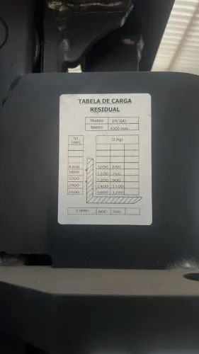 ?Locação de Empilhadeira Elétrica Patolada SAS EPL16 / EPL1643 Equipamento semi-novo, com