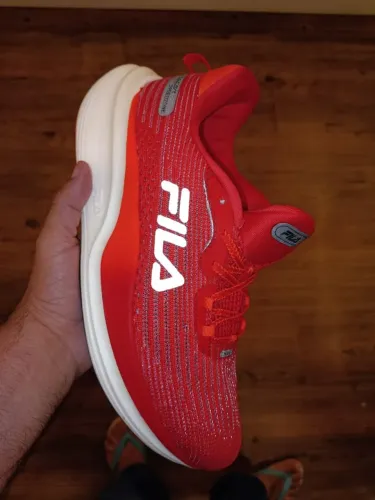 Tênis masculino fila original zerado na caixa n39 por apenas 280 reais
