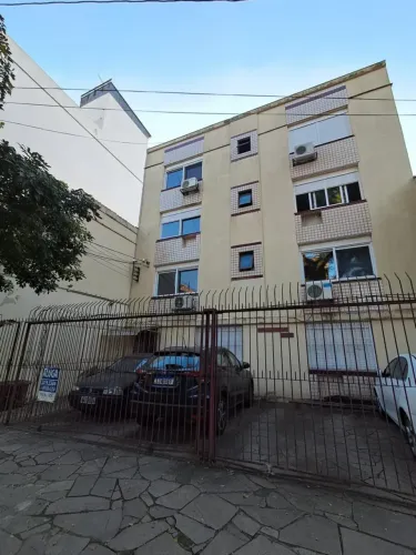 Apartamento totalmente mobiliado com 1 quarto em Azenha - Porto Alegre - RS