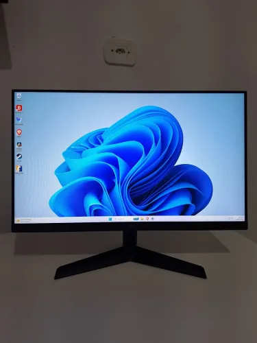 Monitor LG UltraGear 24" Full HD, 144Hz, 1ms, IPS