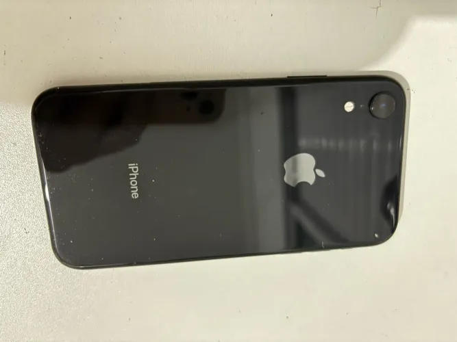 Celular IPhone XR 64gb Usado
