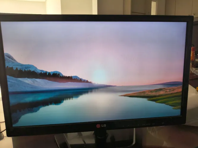 Tv lg 24" excelente estado