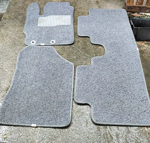 Tapete Kapazi para o Toyota Yaris