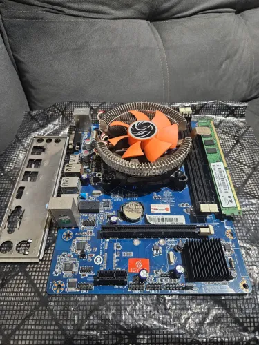 Placa-mãe H81 + i3-4170 + 4GB DDR3 + Cooler