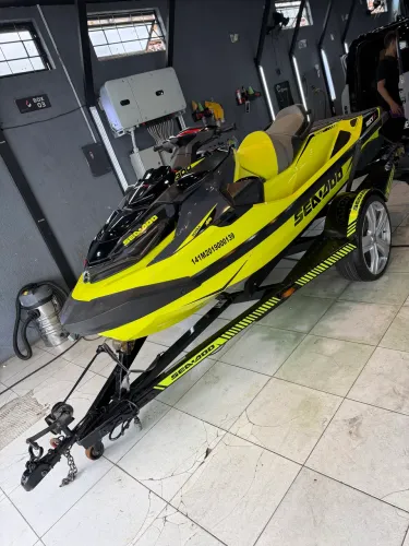 JETSKI RXTX 300 