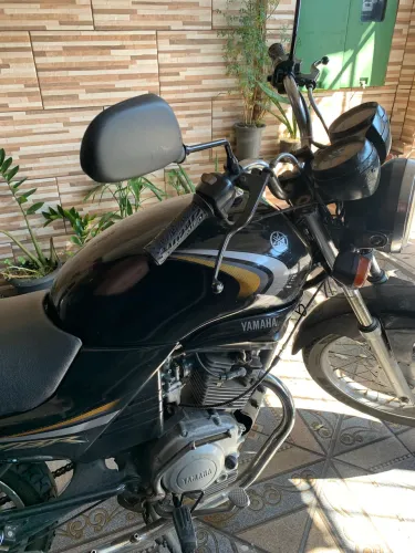 Moto de Leilão