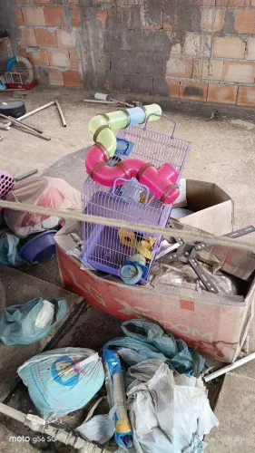Vende casinha para Rámister