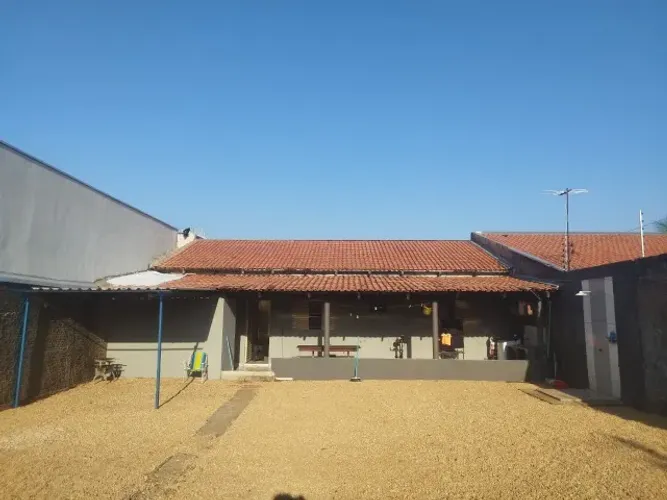 Edícula em Lote de 360m2 - 2/4 Sala Cozinha 904 Sul