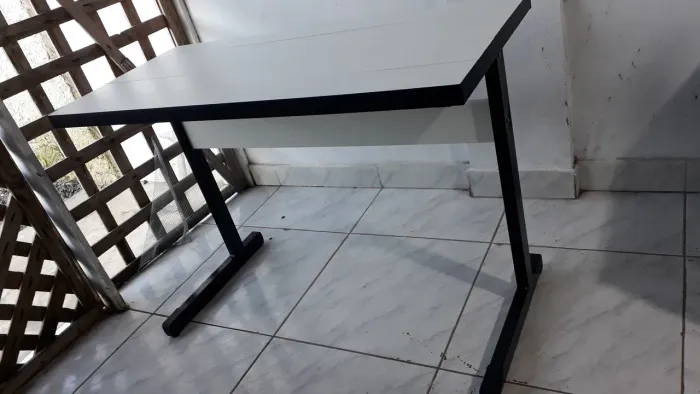 Mesa para escritório/estudo