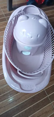 Vendo Kit Banheira,lixeira e cesto de roupa suja