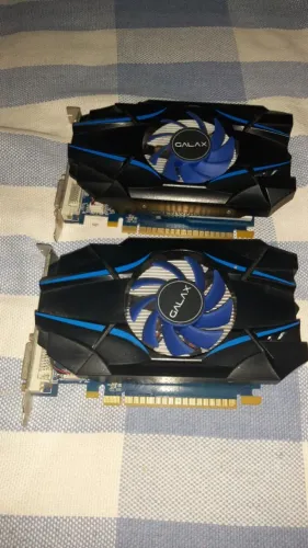 Duas placas de video GT 1030