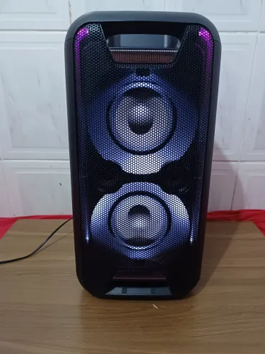Caixa sony XB5 200 watts RMS Promoção.