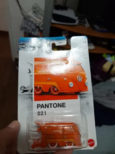 Hot Wheels kool kombi pantone