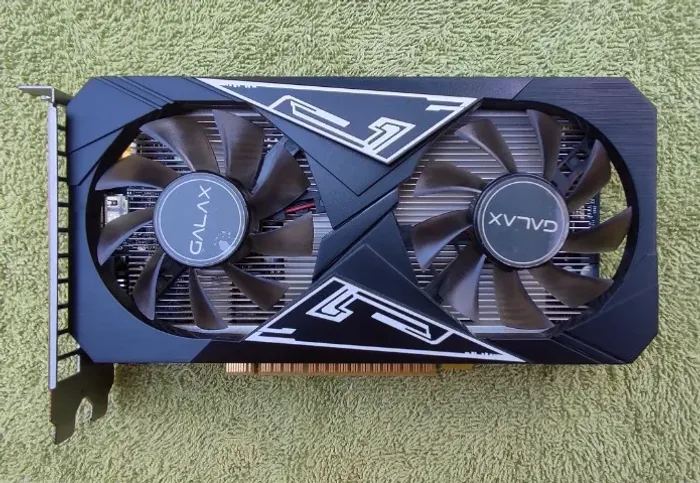 Placa de Video Galax GeForce GTX 1650 EX Plus 4GB GDDR6 1-Click OC 128-bit