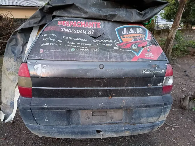 Vendo tampa traseira da Fiat Palio weekend 97 300 Reais