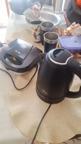 Kit Café Manhã Chaleira Elétrica + Sanduicheira 127v ou 220v - Kian