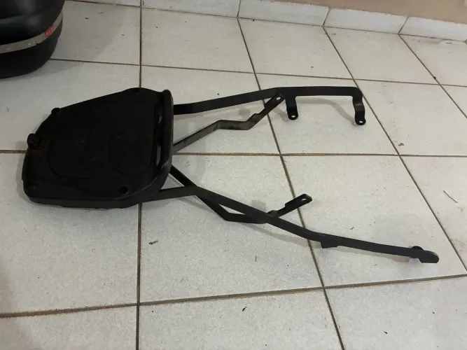 Bagageiro Suporte Baú Xmax Givi 