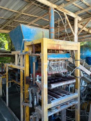 Máquina Paver semi automática 