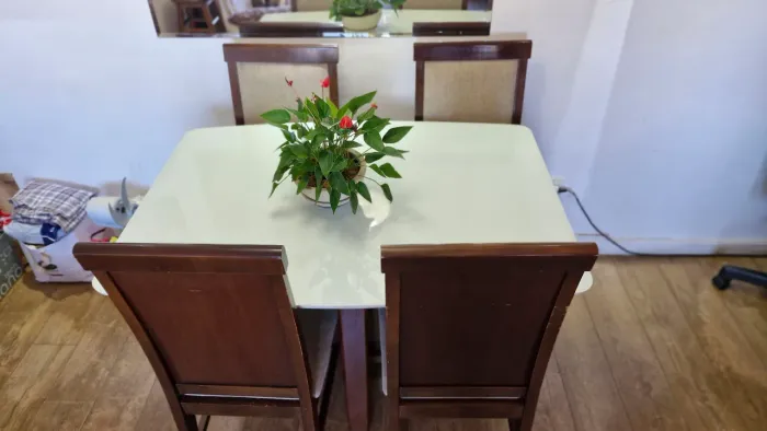 Vendo Conjunto Mesa Tampo Vidro 4 Cadeiras