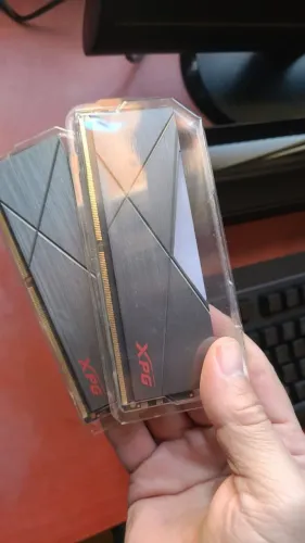Memoria ram 2x8 ddr4 xpg 3000mhz