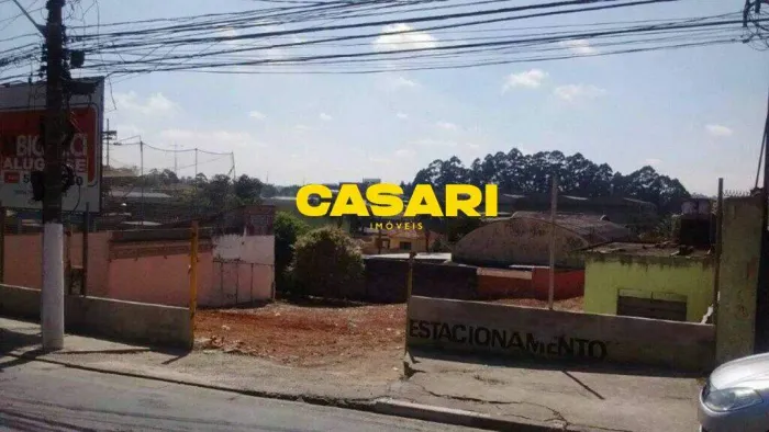 Terreno para aluguel de 1.762 m² no Campestre Santo André/SP