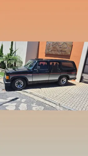 Maravilhosa Veraneio Custon S 4.1 6cc gasolina 