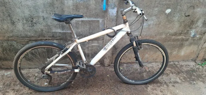 Bicicleta Mountain bike aro 26