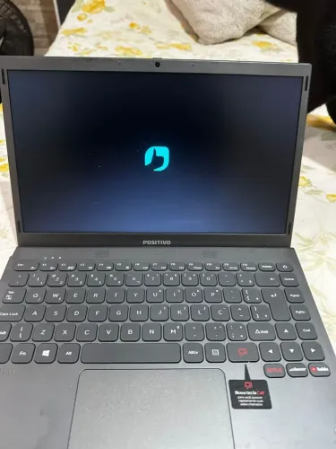 Notebook Positivo C4128E