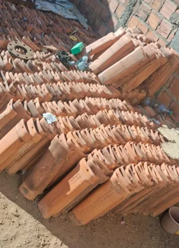 Telhas plan, 3500 unidas, vendo cada uma por 60 centavos