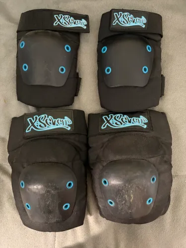 Kit Joelheiras e Cotoveleiras X-Seven usado