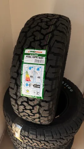 Pneus 235/70/R16 (Novos)