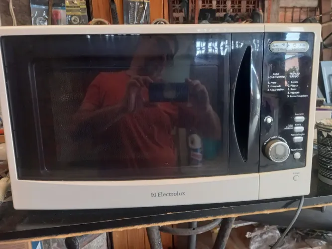 Micro-ondas Eletrolux 32L