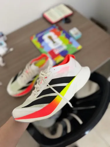 Tênis Adidas Adizero Drive RC