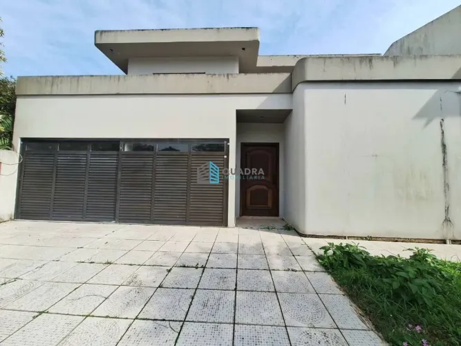 Casa com 7 dormitórios à venda, 332 m² por R$ 2.500.000,00 - Itacorubi - Florianópolis/SC