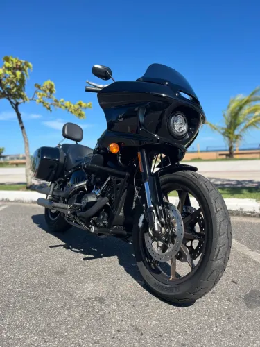 Harley Davidson LowRider ST