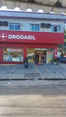 Alugo apartamento na parte superior da drogasil de san Martins