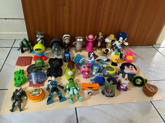 Lote brinquedos variados