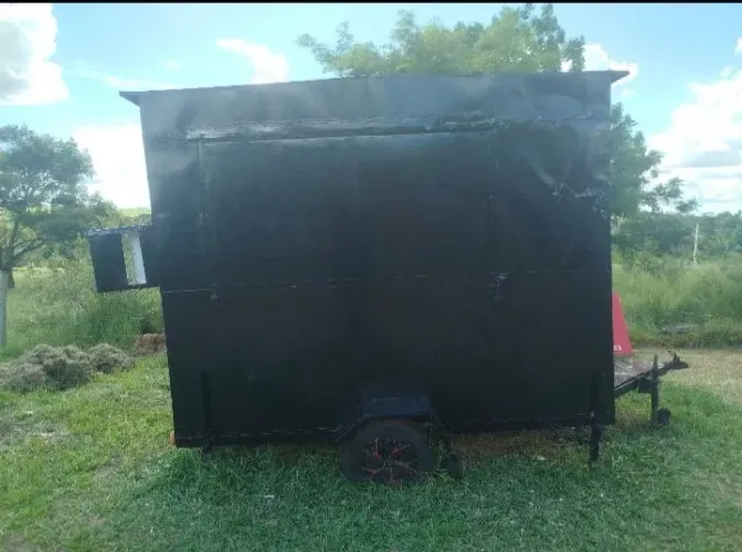 Trailer foodtruck documentado