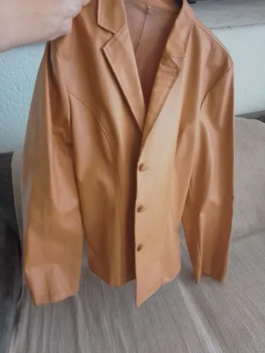 Blazer de couro sintético elegante