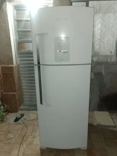 Geladeira Brastemp ative Frost Free duplex 