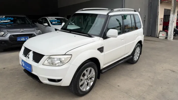 Mitsubishi Pajero TR4 2.0 Flex 16V 4X2 Aut. 2013