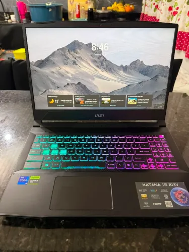 Notebook MSI Katana B13
