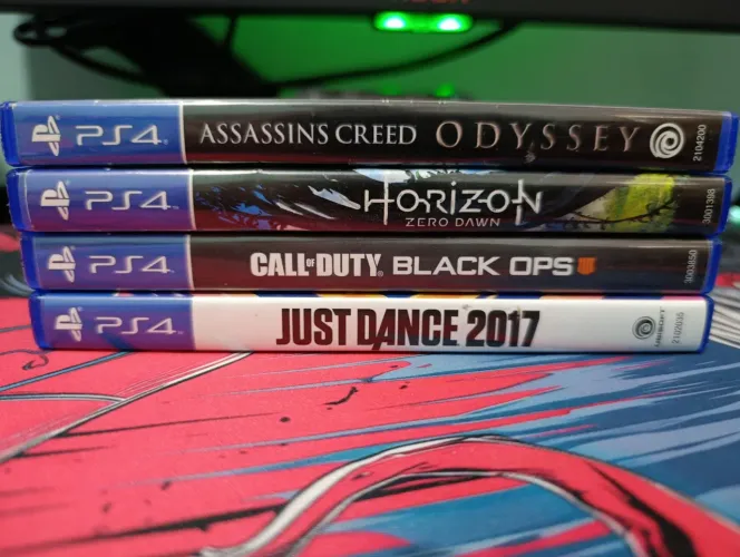 Lote 4 jogos de PlayStation 4