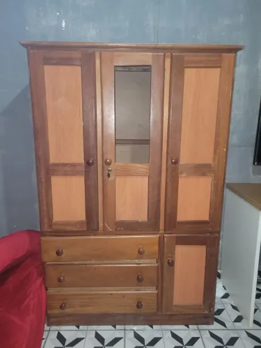 Vendo guarda roupa solteiro 