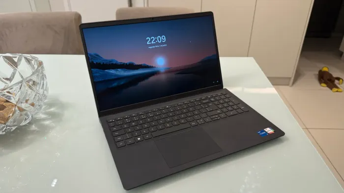 Notebook Dell Inspiron 3520