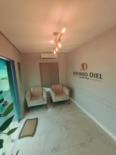Aluga-se Imóvel COMERCIAL Localização - Av. General Mello