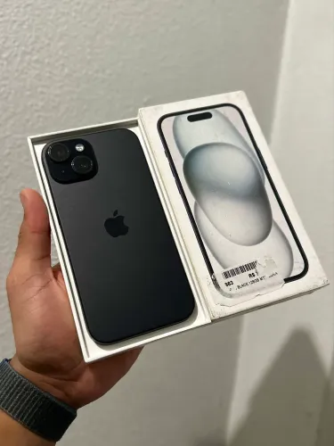 iPhone 15 128GB