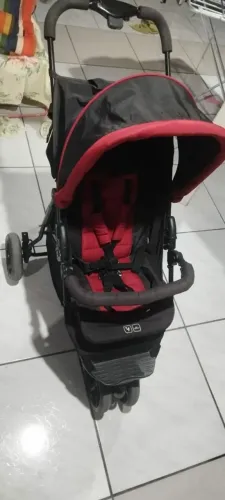 Carrinho e bebê conforto 