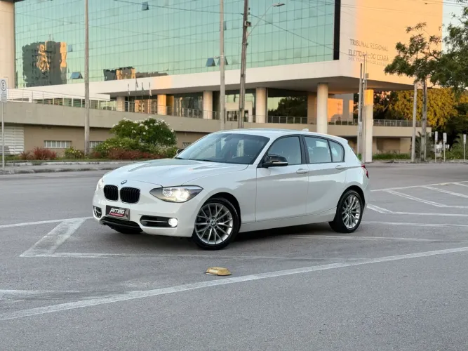 BMW 118IA / Urban/sport 1.6 TB 16V 170cv 5P 2014